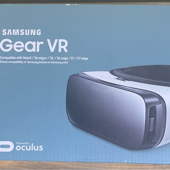 Samsung Other - Samsung Gear VR powered by oculus